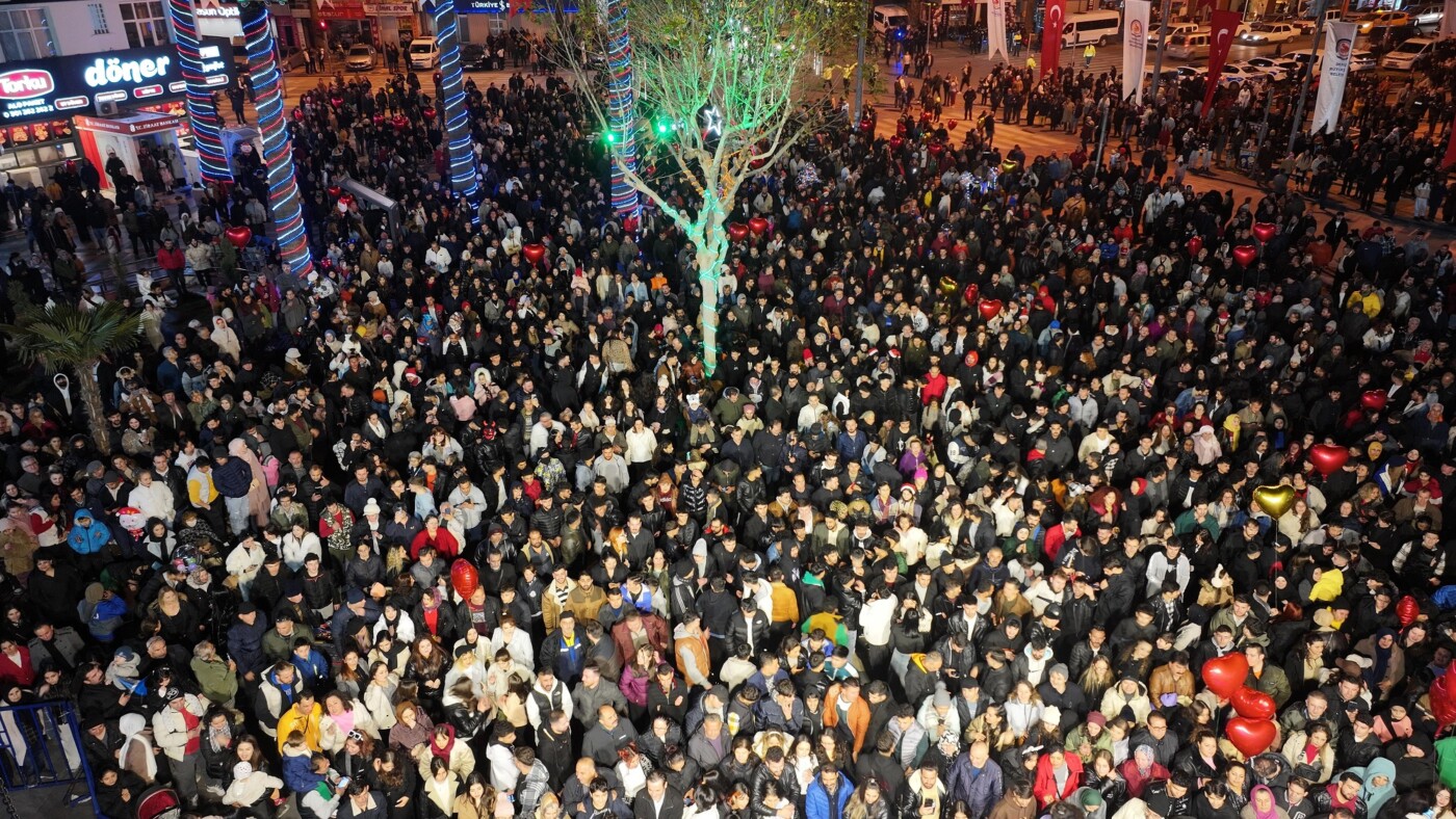 denizli yeni yıla başkan Çavuşoğlu ile merhaba dedi (4)