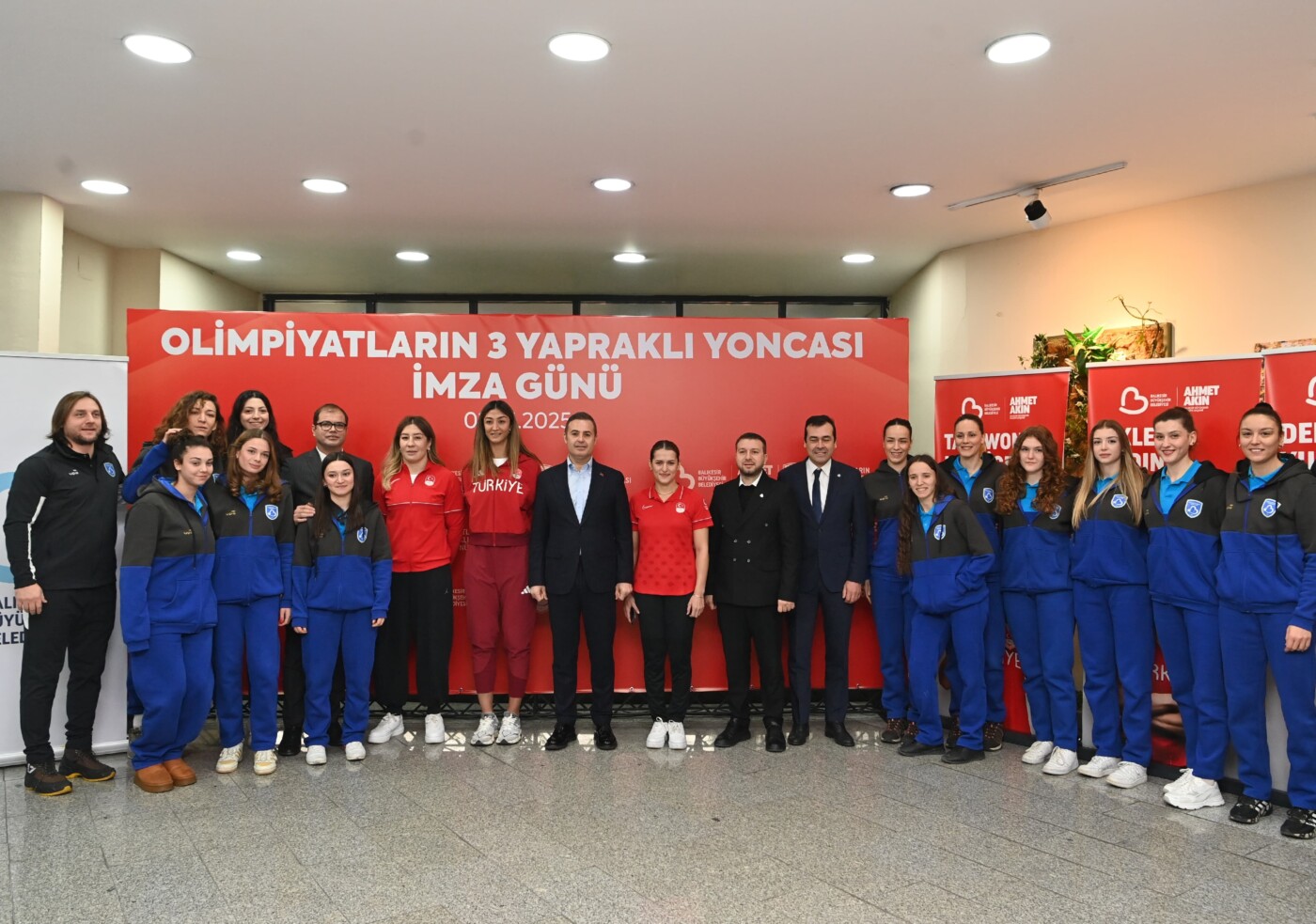 milli taekwondocu nafia artik balikesir buyuksehir belediyesporda 2