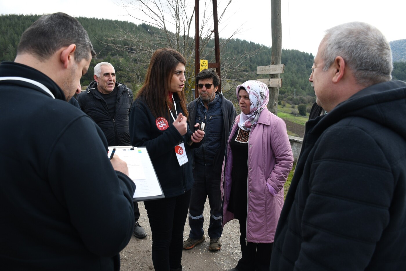 baskan akin'in yakin Çözüm'ü çalinmadik kapi birakmiyor (15)