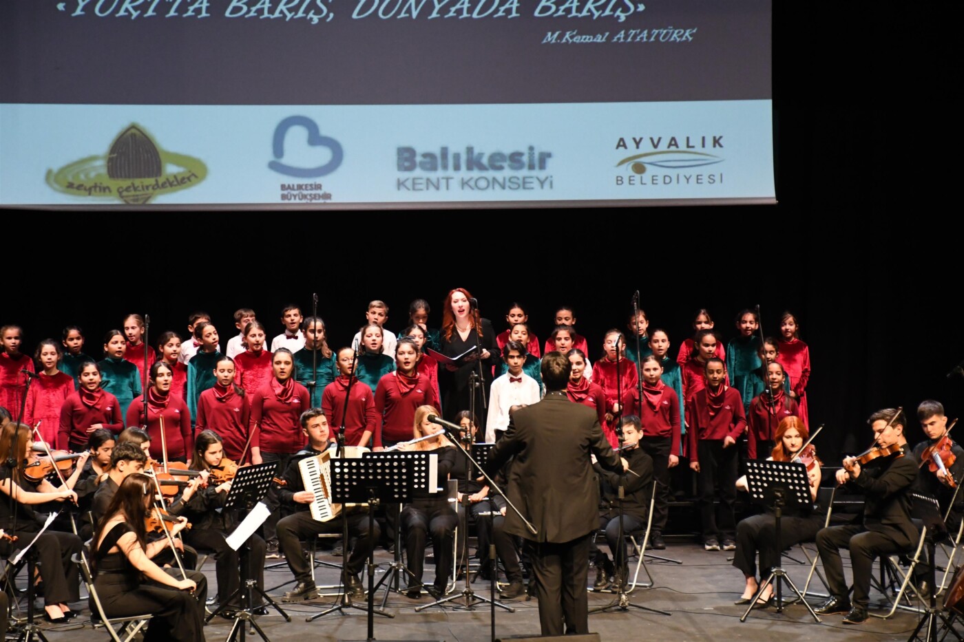 balikesirde kultur sanat programlarina yogun ilgi 4