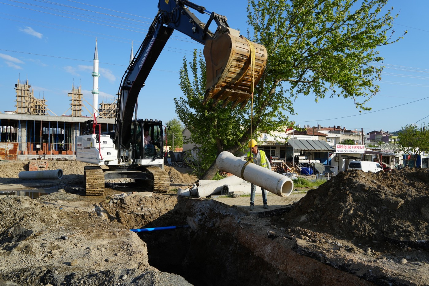 baski_burhaniyenin_altyapi_sorunlarini_cozuyor_2
