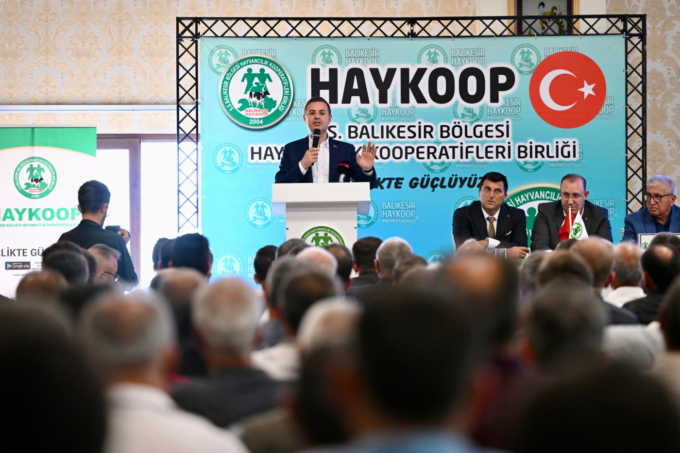 Akin _Balikesir'e birincilik yakisir_ (3)