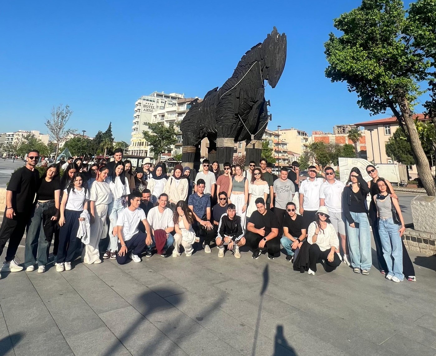 Denizlili gençler “Köklere yolculuk” ile Çanakkale ruhunu yerinde yaşadı (4)